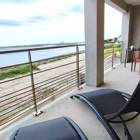 PenmarcʼhReve Bleu - Vue Mer Exceptionnelle - Wifi - Draps Et Serviettes Inclus - Balcon Avec Mobilier De Jardinアパートメント エクステリア 写真