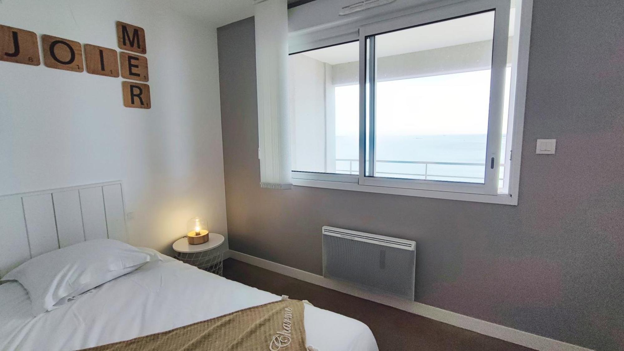 PenmarcʼhReve Bleu - Vue Mer Exceptionnelle - Wifi - Draps Et Serviettes Inclus - Balcon Avec Mobilier De Jardinアパートメント エクステリア 写真